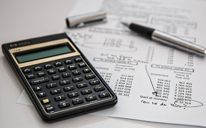 calculator-385506_1920
